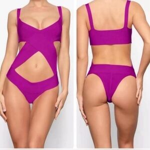 🩷SKIMS Lollipop Monokini✌️🩷🫶🏻
